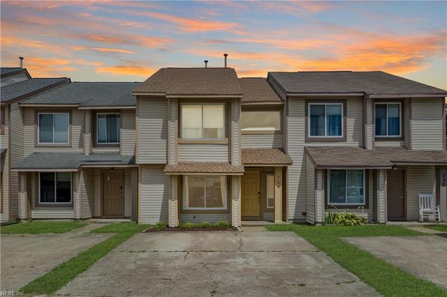 754 Quesnel DR, Virginia Beach, VA 23454