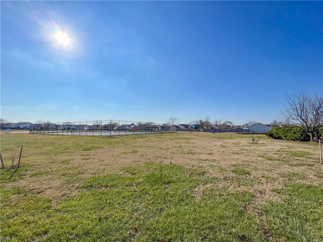 754 Quesnel DR, Virginia Beach, VA 23454