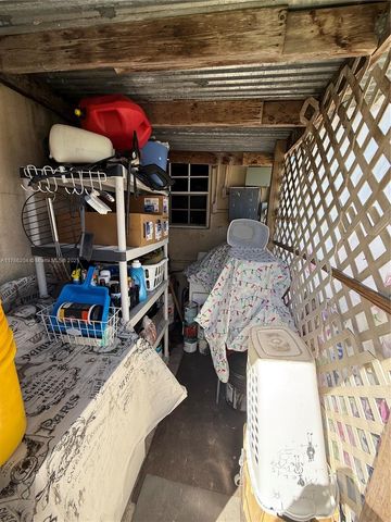 3221 SW 47th Ave, West Park, FL 33023