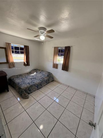 3221 SW 47th Ave, West Park, FL 33023