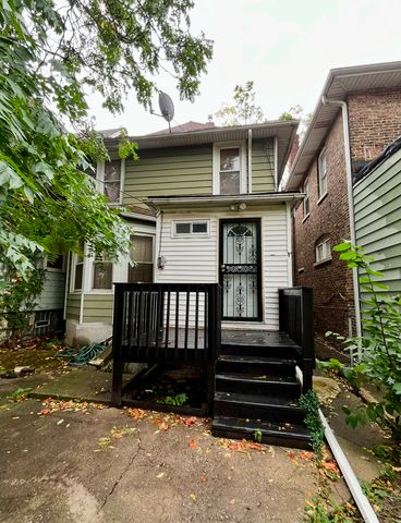 19 S Waller Avenue, Chicago, IL 60644