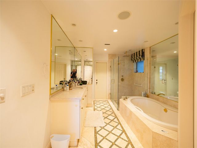 2899 NW 26th Avenue, Boca Raton, FL 33434