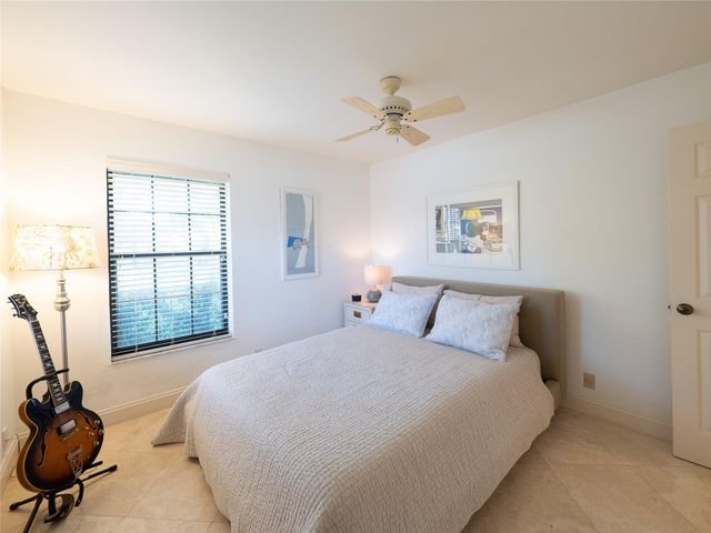 2899 NW 26th Avenue, Boca Raton, FL 33434