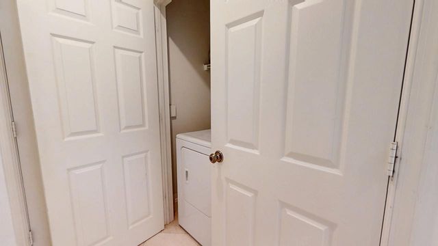 2899 NW 26th Avenue, Boca Raton, FL 33434