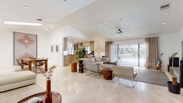 2899 NW 26th Avenue, Boca Raton, FL 33434