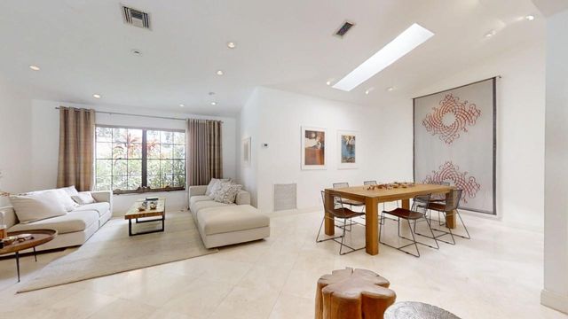 2899 NW 26th Avenue, Boca Raton, FL 33434