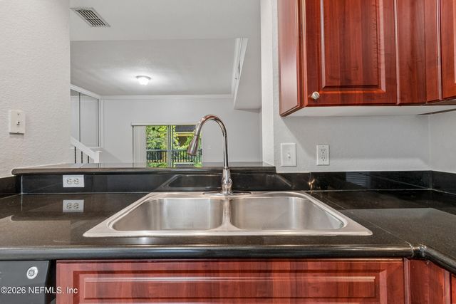 9745 TOUCHTON Road 527, Jacksonville, FL 32246