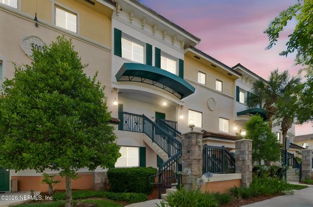 9745 TOUCHTON Road 527, Jacksonville, FL 32246