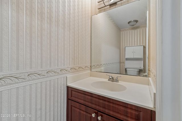 9745 TOUCHTON Road 527, Jacksonville, FL 32246