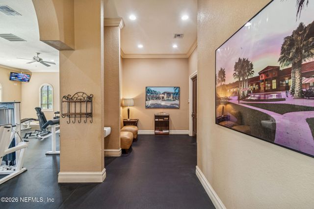 9745 TOUCHTON Road 527, Jacksonville, FL 32246