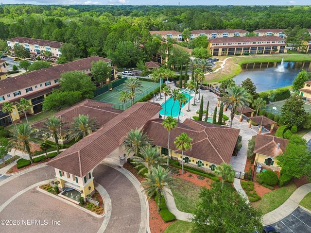 9745 TOUCHTON Road 527, Jacksonville, FL 32246