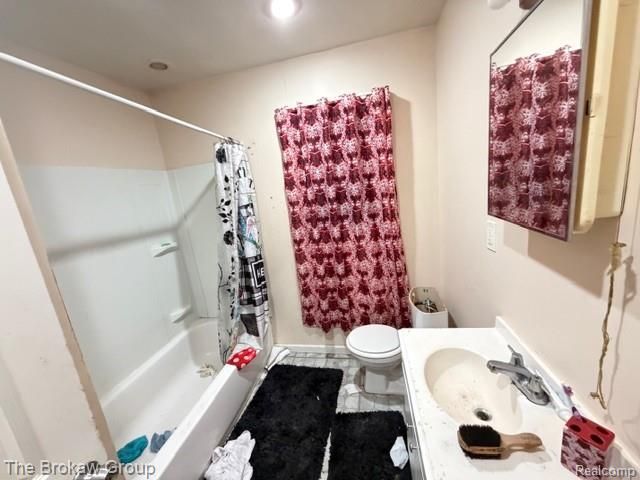 4302 Huckleberry Lane, Flint, MI 48507