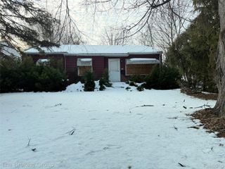 4302 Huckleberry Lane, Flint, MI 48507