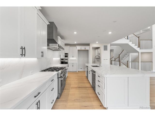 6469 Still Pine Cir, Castle Pines, CO 80108