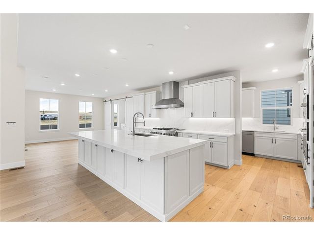 6469 Still Pine Cir, Castle Pines, CO 80108