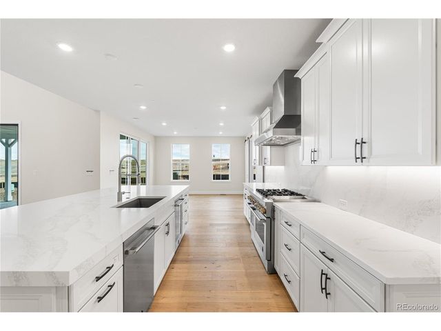 6469 Still Pine Cir, Castle Pines, CO 80108