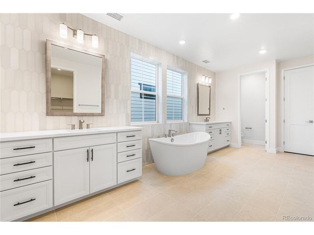 6469 Still Pine Cir, Castle Pines, CO 80108