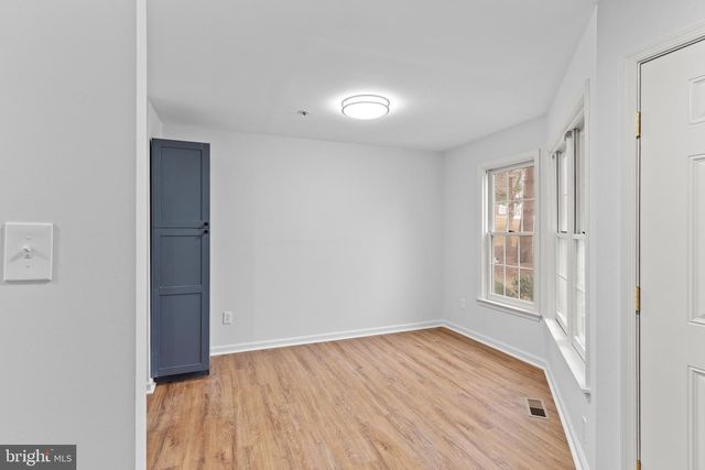 11401 AEGEAN TER, Woodbridge, VA 22192