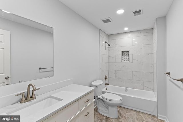 11401 AEGEAN TER, Woodbridge, VA 22192