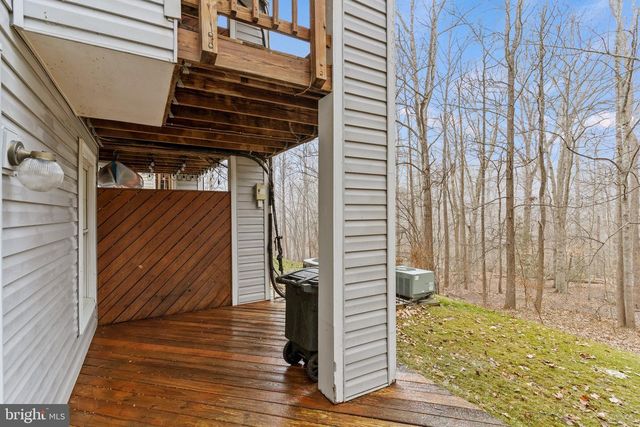 11401 AEGEAN TER, Woodbridge, VA 22192