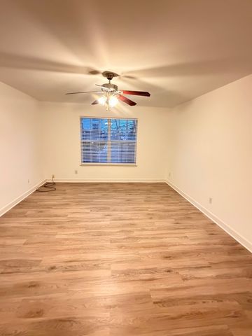 625 Heath Pl, Smyrna, TN 37167