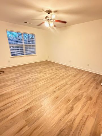 625 Heath Pl, Smyrna, TN 37167