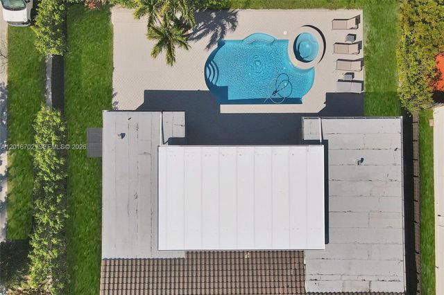 19694 NE 24th Ave, Miami, FL 33180