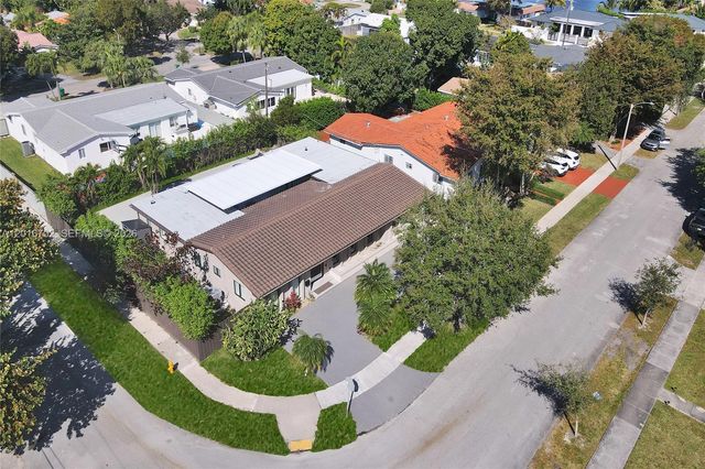 19694 NE 24th Ave, Miami, FL 33180