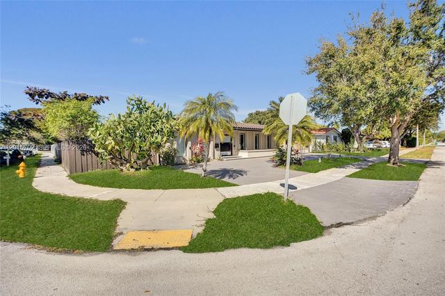 19694 NE 24th Ave, Miami, FL 33180
