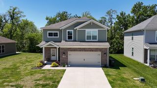 1392 N Hunters Crossing Circle, Huntingburg, IN 47542