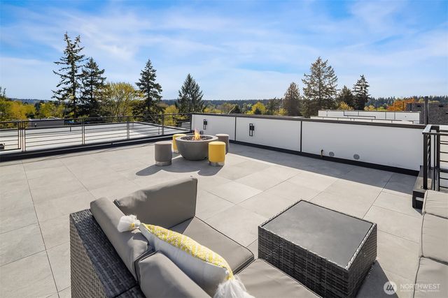 11865 SE 5th Street, Bellevue, WA 98005