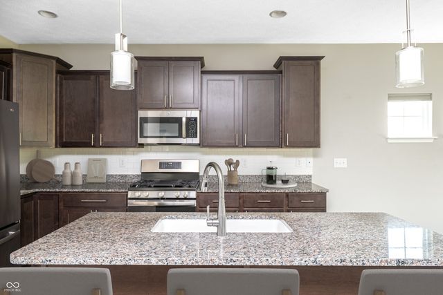 3724 River Jordan Circle, Westfield, IN 46074