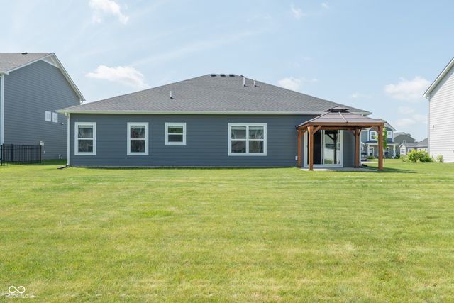 3724 River Jordan Circle, Westfield, IN 46074
