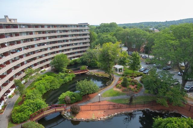 200 Swanton St 727, Winchester, MA 01890
