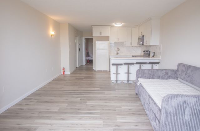 200 Swanton St 727, Winchester, MA 01890