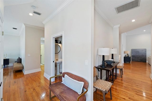 2504 W TENNESSEE AVENUE A, Tampa, FL 33629