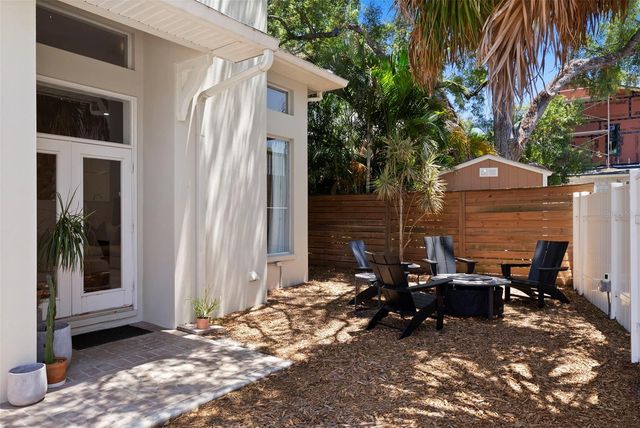 2504 W TENNESSEE AVENUE A, Tampa, FL 33629