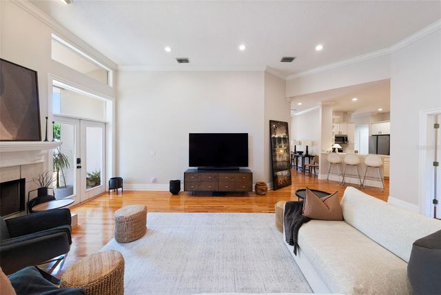 2504 W TENNESSEE AVENUE A, Tampa, FL 33629