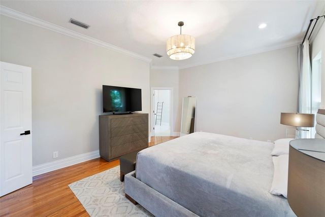 2504 W TENNESSEE AVENUE A, Tampa, FL 33629