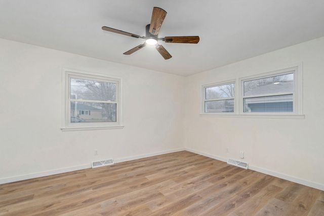 2308 E Latoka Street, Springfield, MO 65804