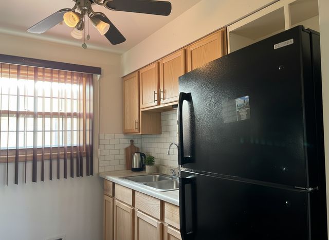 3622 W 140th Street, Robbins, IL 60472