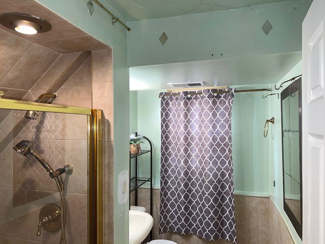 3622 W 140th Street, Robbins, IL 60472