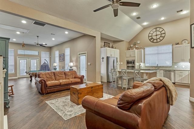 7403 Ponderosa Drive, Magnolia, TX 77354