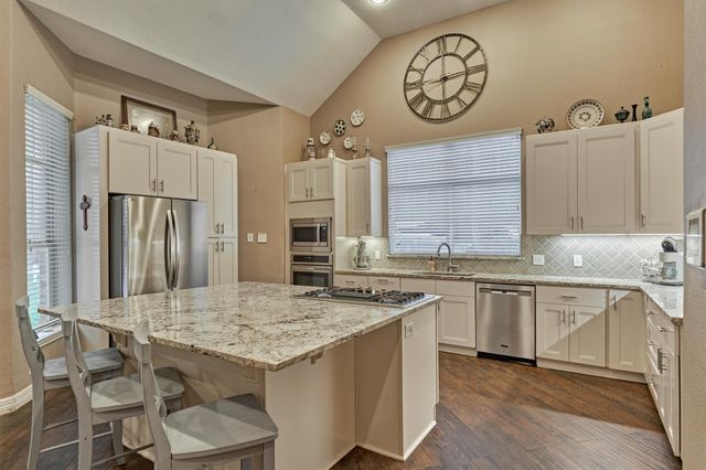 7403 Ponderosa Drive, Magnolia, TX 77354