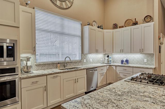 7403 Ponderosa Drive, Magnolia, TX 77354