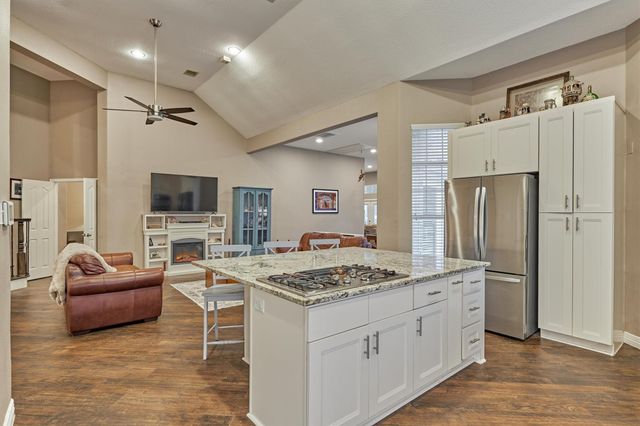 7403 Ponderosa Drive, Magnolia, TX 77354