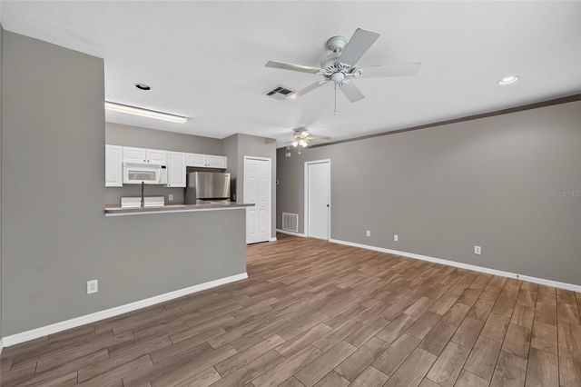 15032 DEER MEADOW DRIVE, Lutz, FL 33559