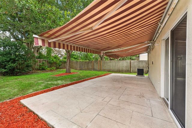 15032 DEER MEADOW DRIVE, Lutz, FL 33559
