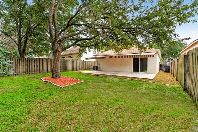 15032 DEER MEADOW DRIVE, Lutz, FL 33559