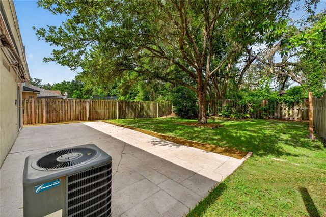 15032 DEER MEADOW DRIVE, Lutz, FL 33559